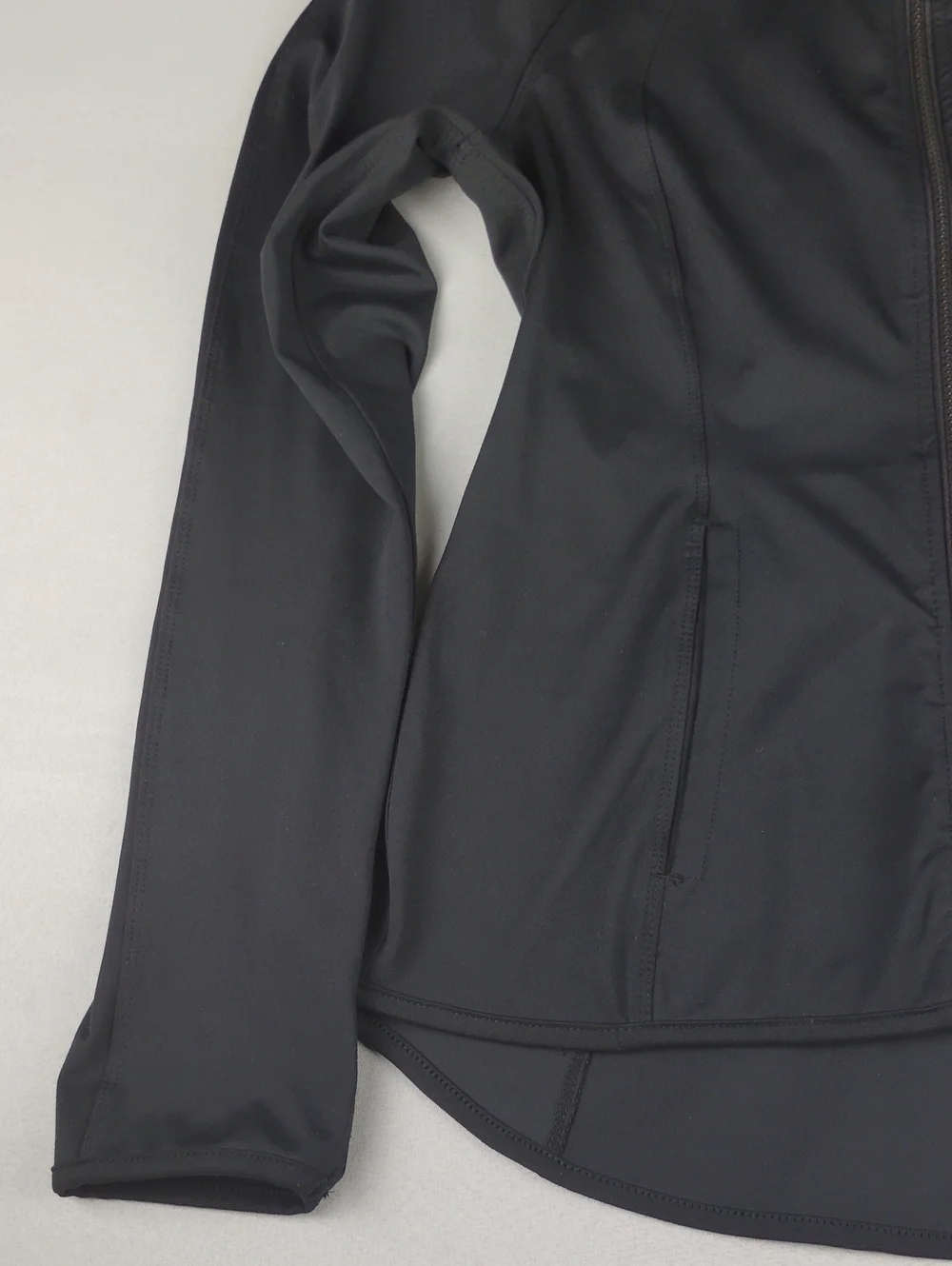 Yogalicious Women's Black Full-Zip Active Yoga Jacket.